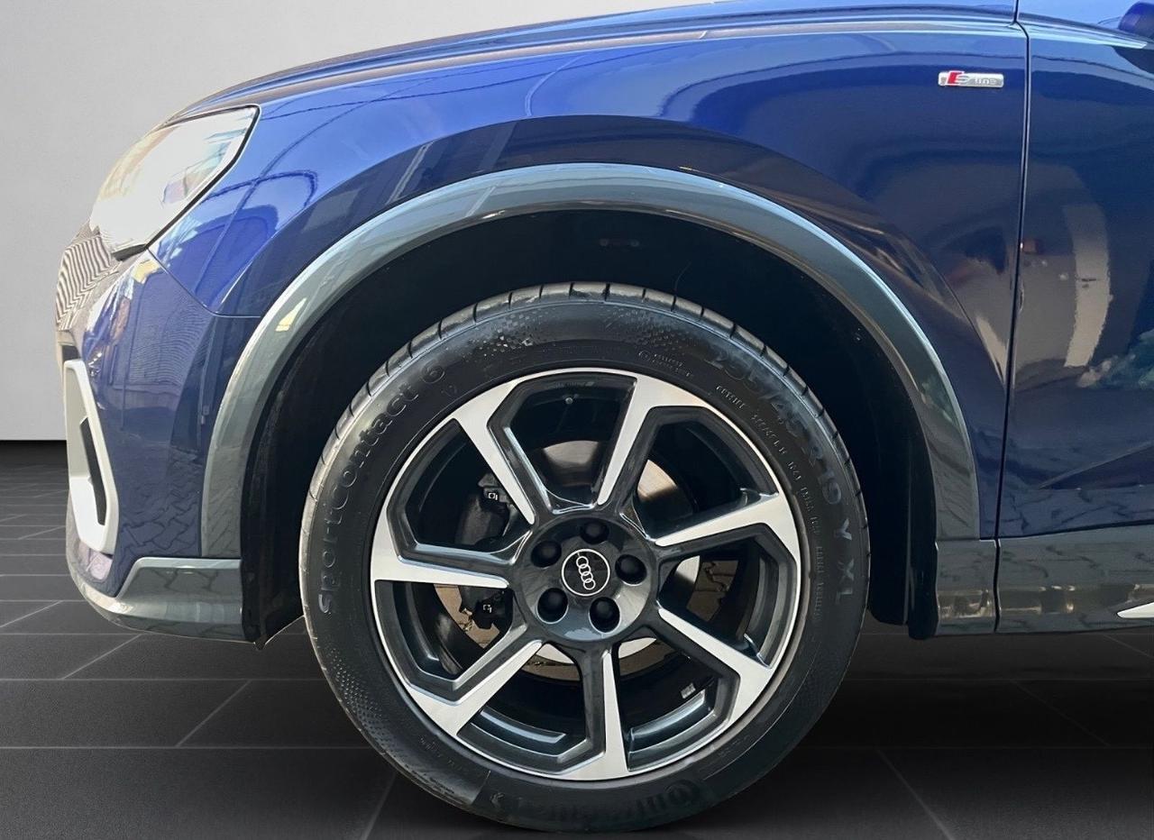 Audi Q3 35 Tdi Sportback S line edition