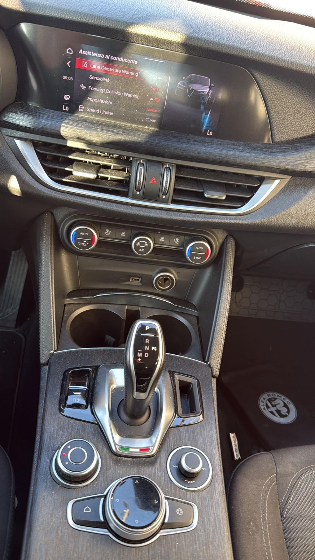 Alfa Romeo Stelvio 2.2 Turbodiesel 160 CV AT8 RWD Business