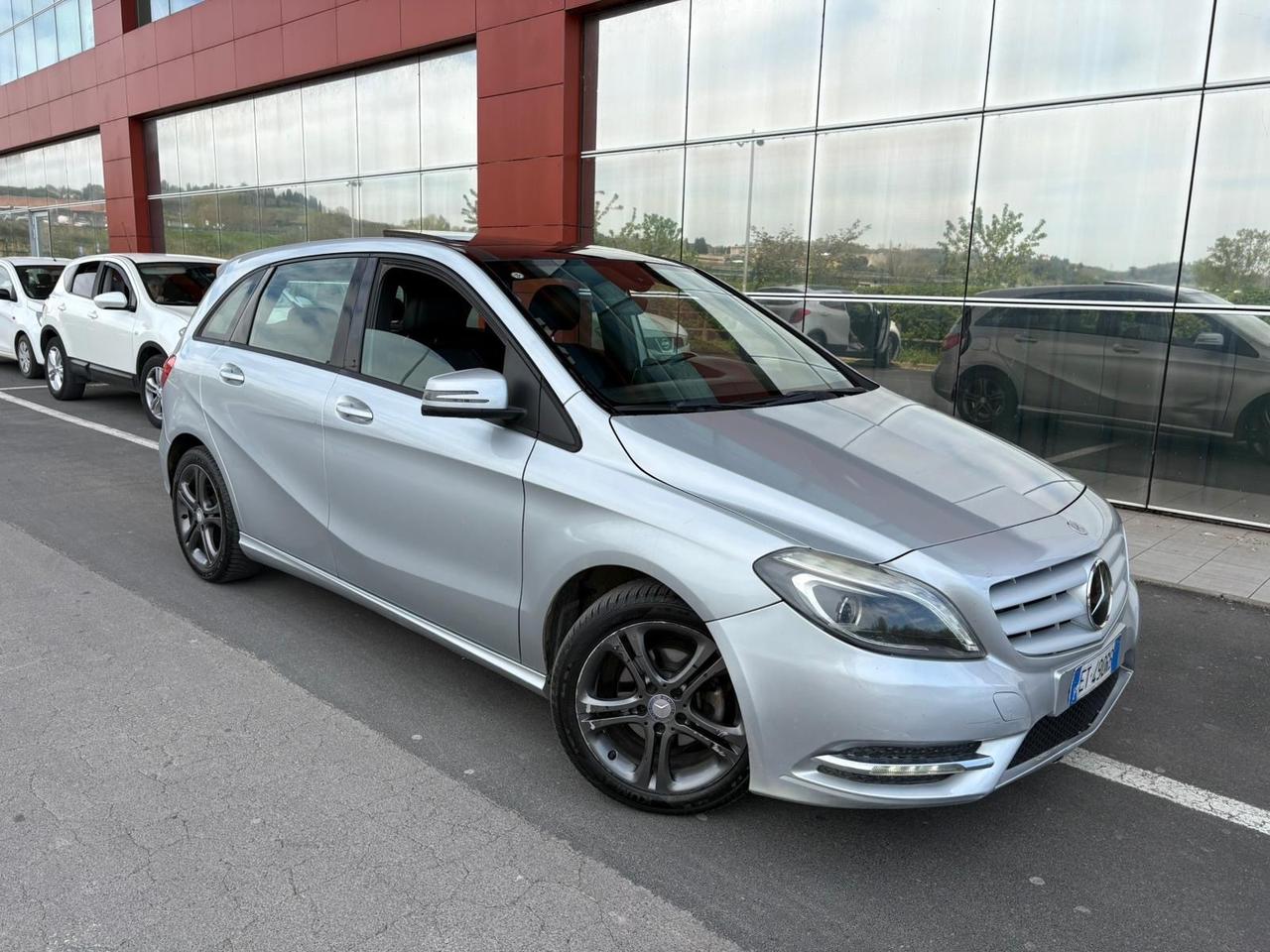 Mercedes-benz B 180 CDI Premium 2014 223.000 KM