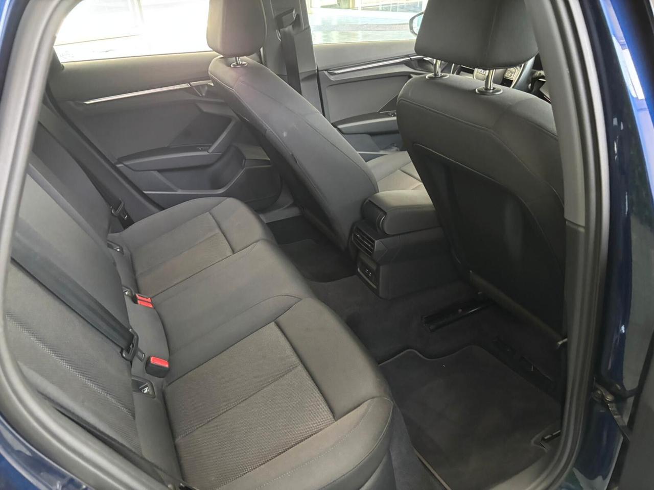 Audi A3 SPB 30 g-tron S tronic Business Advanced