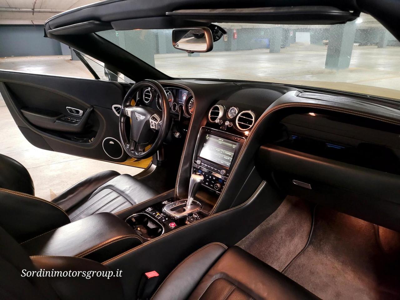 Bentley Continental GTC V8S