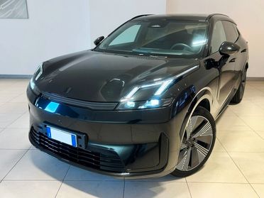 Lynk&co 08 PHEV More