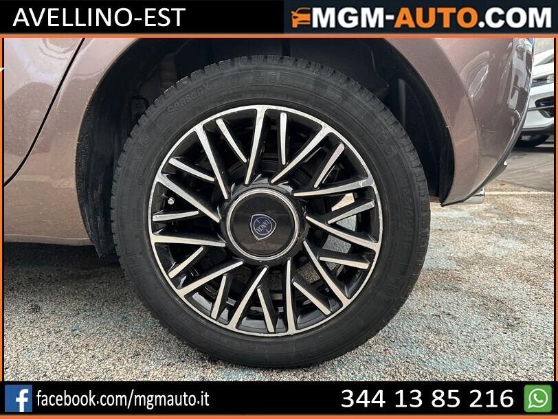 Lancia Ypsilon 1.2 69 CV 5 porte 30th Anniversary