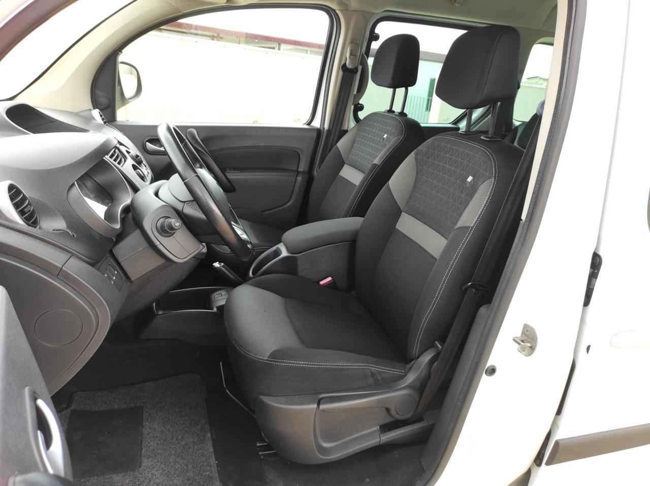 Renault Kangoo 1.5 dCi - 90cv 5 posti AUTOCARRO