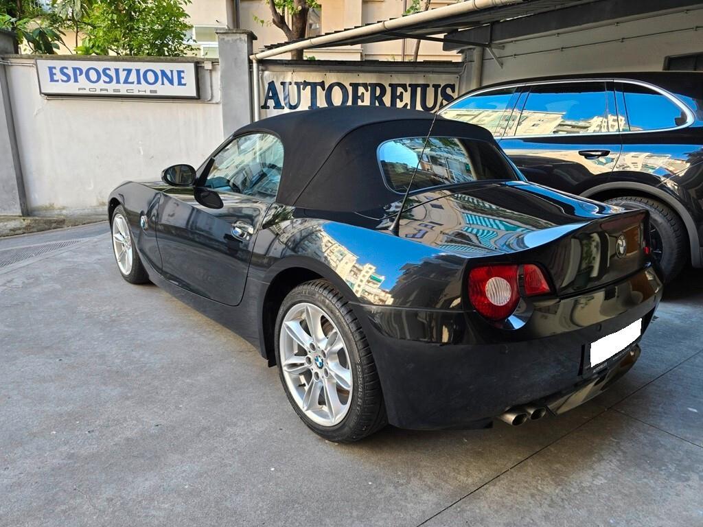 Bmw Z4 2.2i cat Roadster BOOK SERVICE/ASI