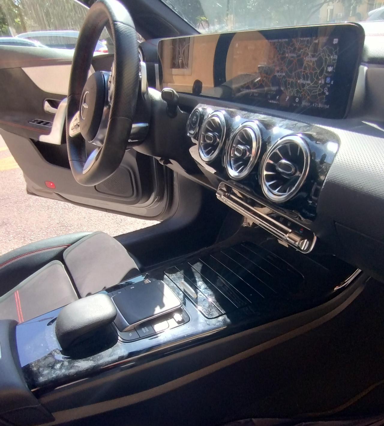 Mercedes-benz CLA 250 e hybrid EQ Premium