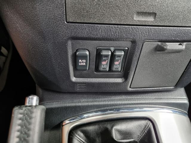 MITSUBISHI Pajero 3.2 DI-D 16V 3p. TETTO+PELLE