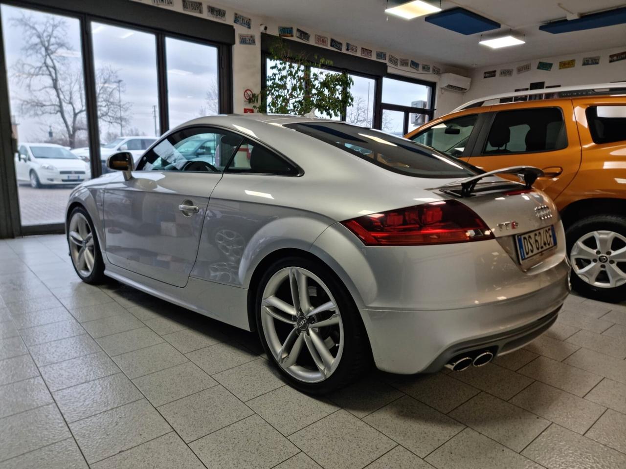 Audi TTS quattro S tronic MAGNETIC RIDE