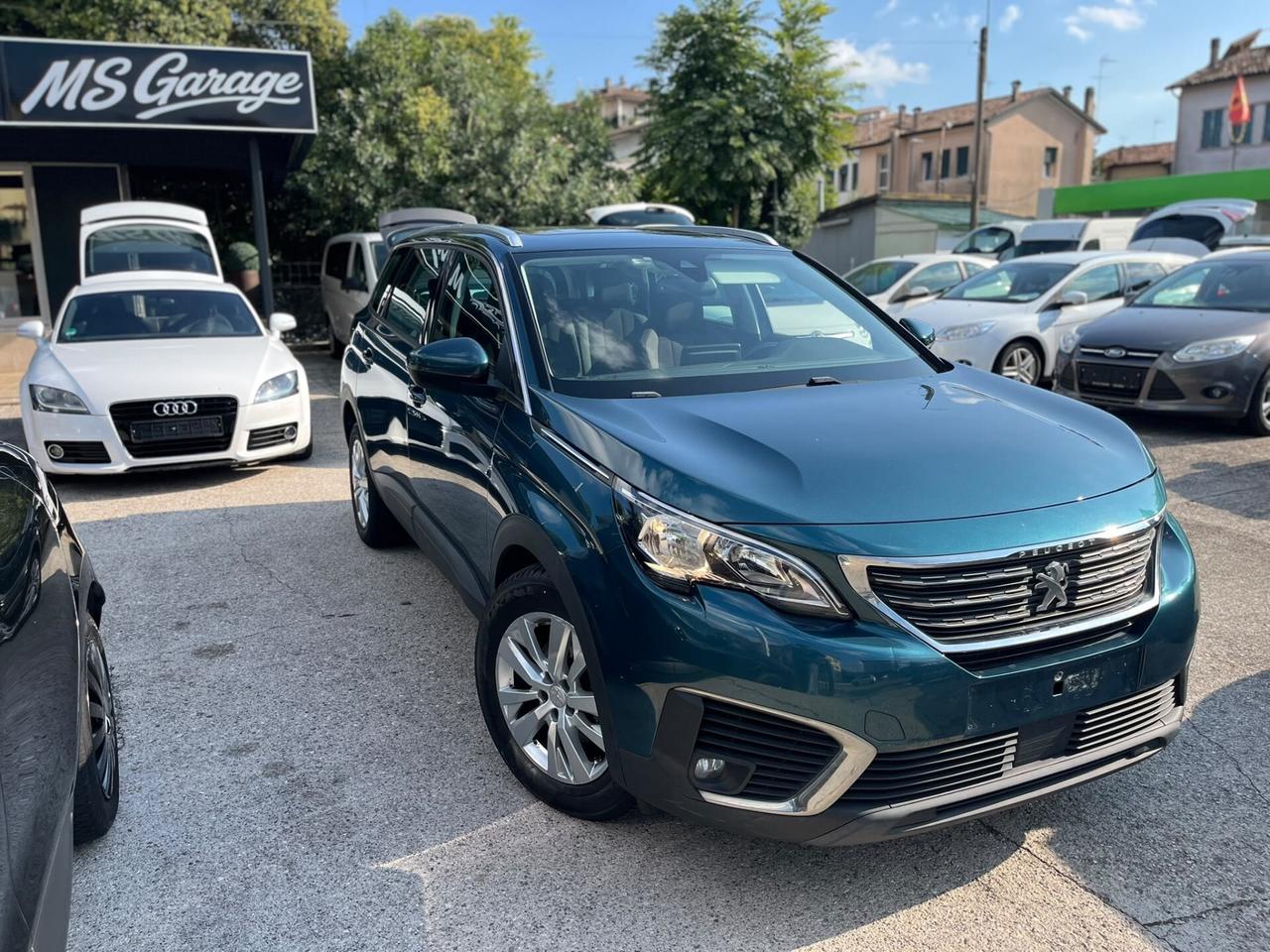 Peugeot 5008 PureTech Turbo 130 S&S Allure