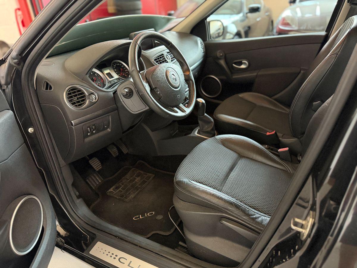 RENAULT - Clio - 1.2 TCE 100 CV 5p. Luxe