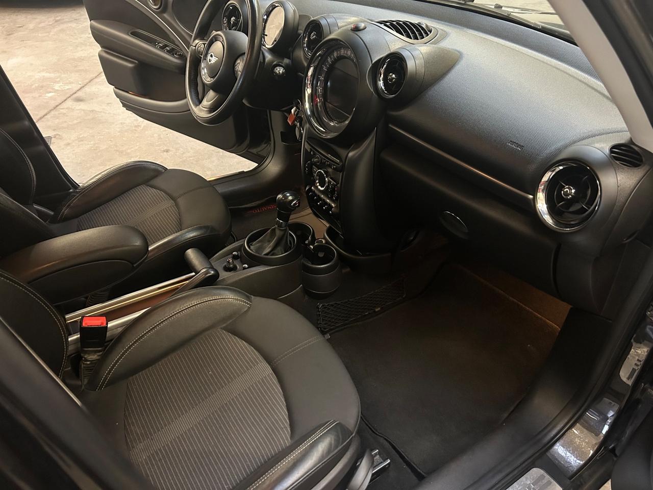 Mini Cooper SD Countryman 2.0 140cv Business ALL4 euro6b