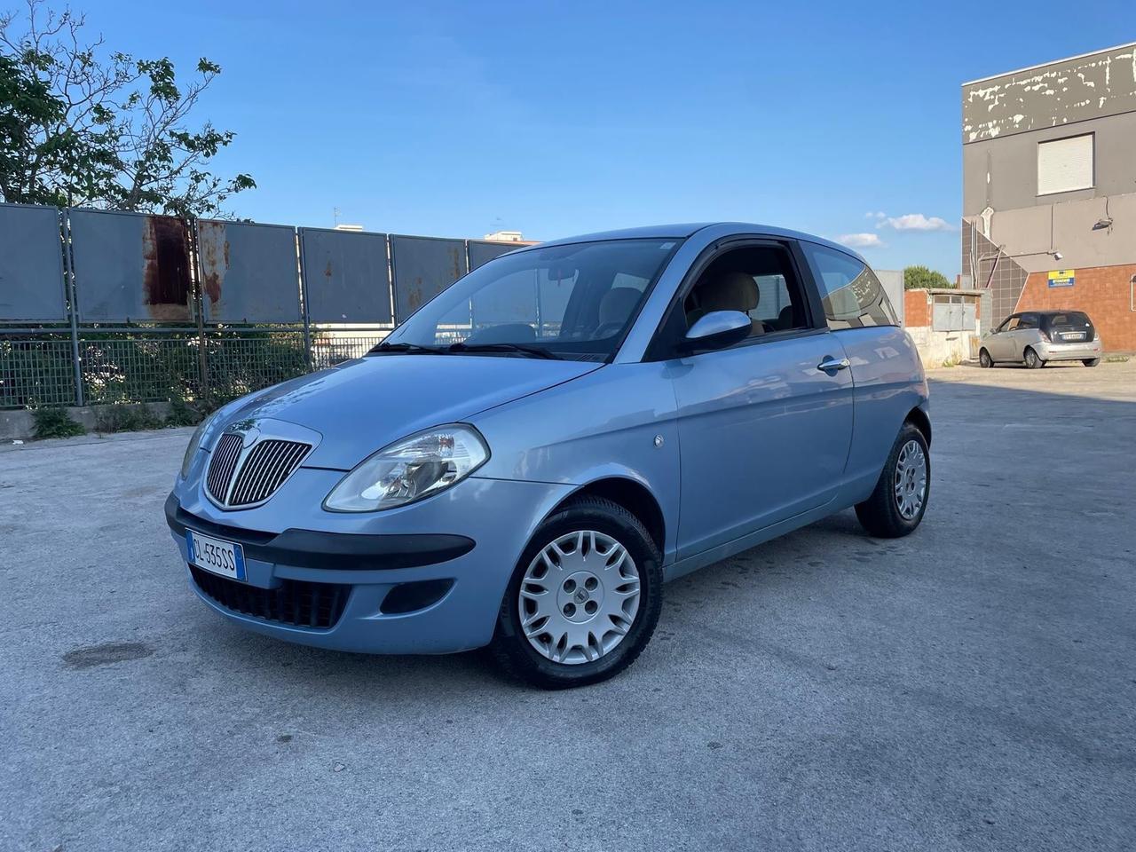 Lancia Ypsilon 1.2 BENZINA CON 169MILA KM