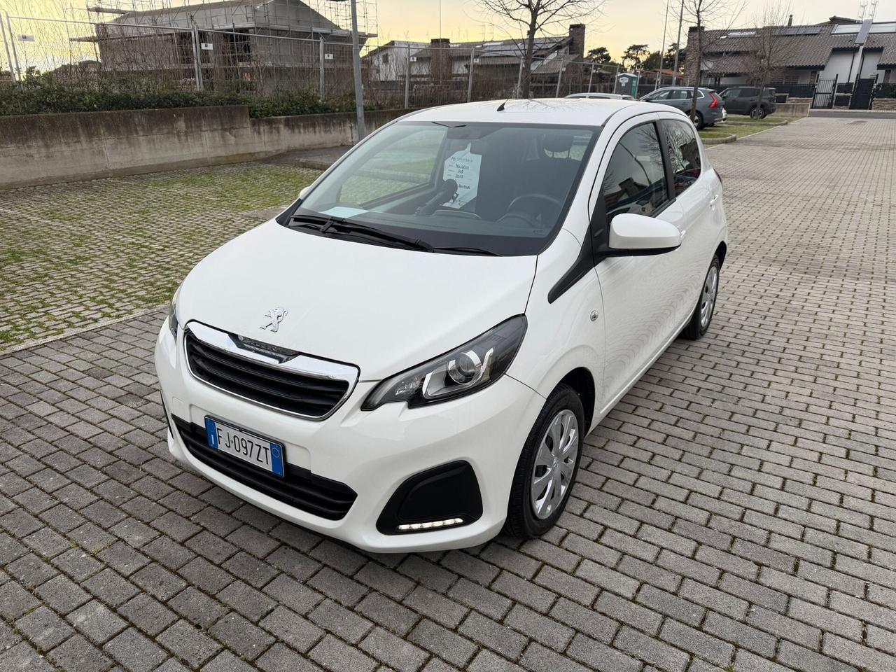Peugeot 108 *NEOPATENTATI* 5 porte Access