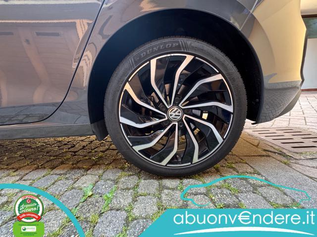 VOLKSWAGEN Golf 1.5 eTSI 150 CV EVO ACT DSG R-Line