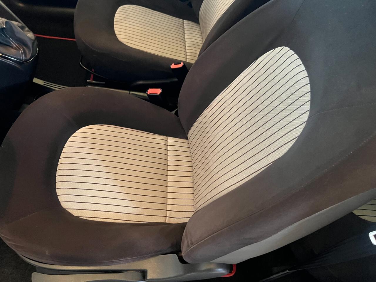 Lancia Ypsilon y 1.2 benzina solo 97.505 km ok neopatentati