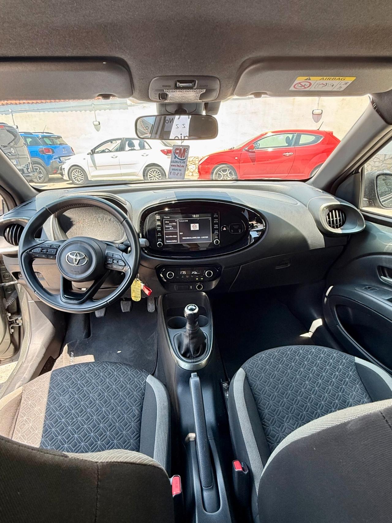Toyota Aygo X 1.0 VVT-i 72 CV 5 porte Lounge Air