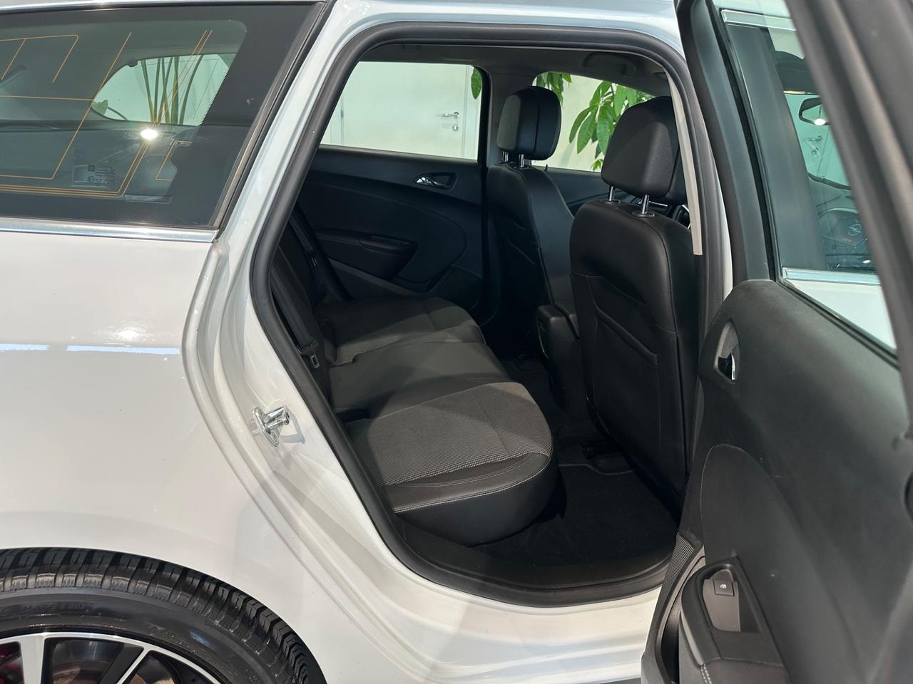 Opel Astra 1.6 CDTI 136CV EcoFLEX S&S 5 porte Cosmo