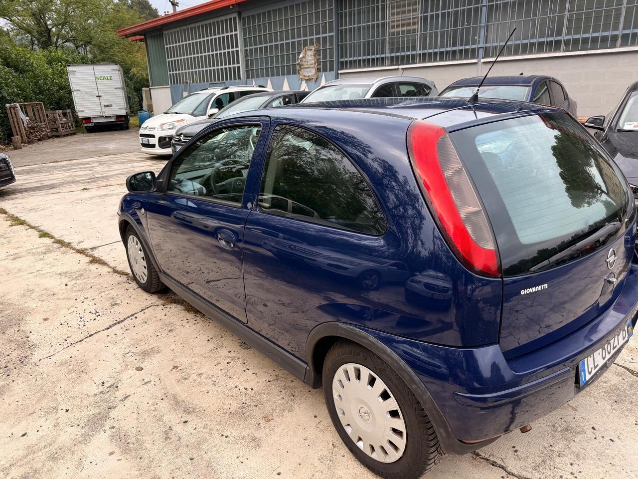 Opel Corsa 1.4i 16V cat 3 porte Sport