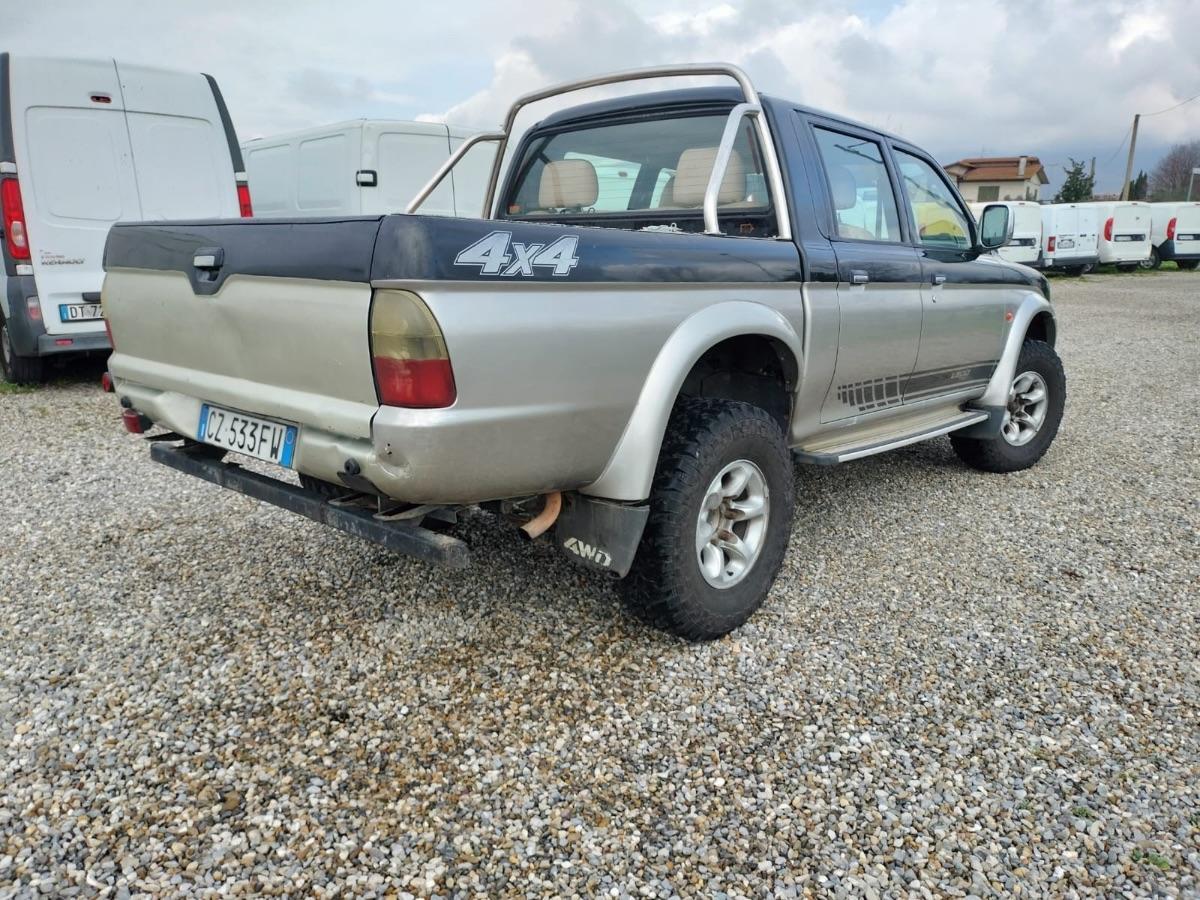 MITSUBISHI - L200