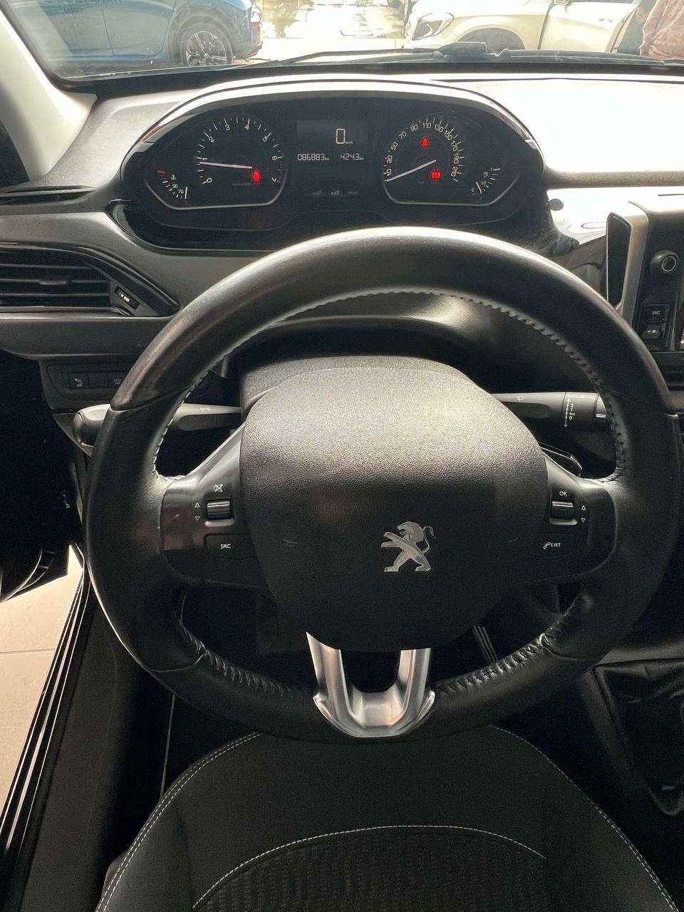 Peugeot 208 PureTech 82 5 porte Active