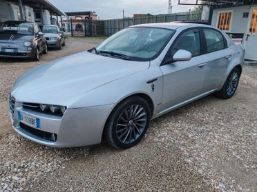 Alfa Romeo 159 1.9 JTDm Distinctive