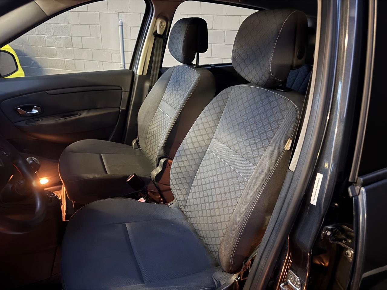 Renault Scenic Scénic X- Mod ADATTA A NEOPATENTATI