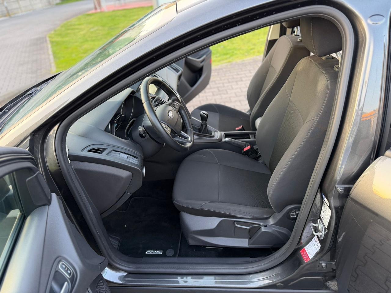 Ford Focus 1.0 EcoBoost 100 CV Start&Stop Business