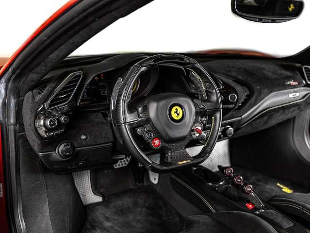 Ferrari 488 Pista