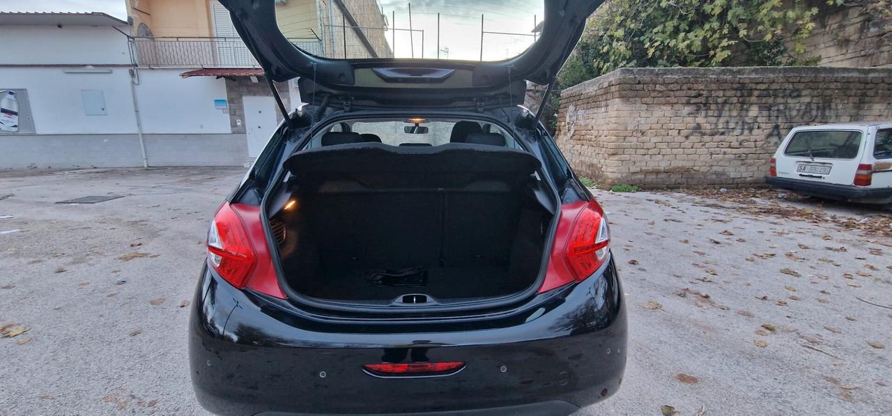 Peugeot 208 1.0 68CV 3 porte Active FINANZIAMENTI ANCHE SENZA BUSTA PAGA