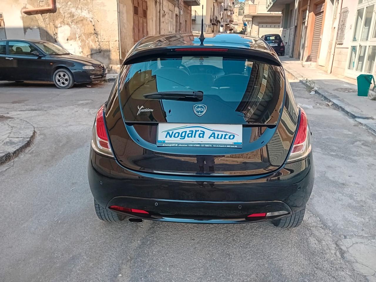 Lancia Ypsilon 1.2 69 CV 5 porte Gold