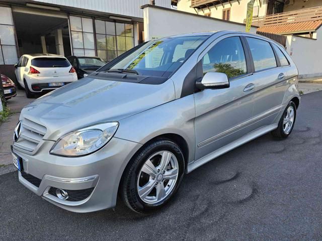 MERCEDES-BENZ B 180 CDI