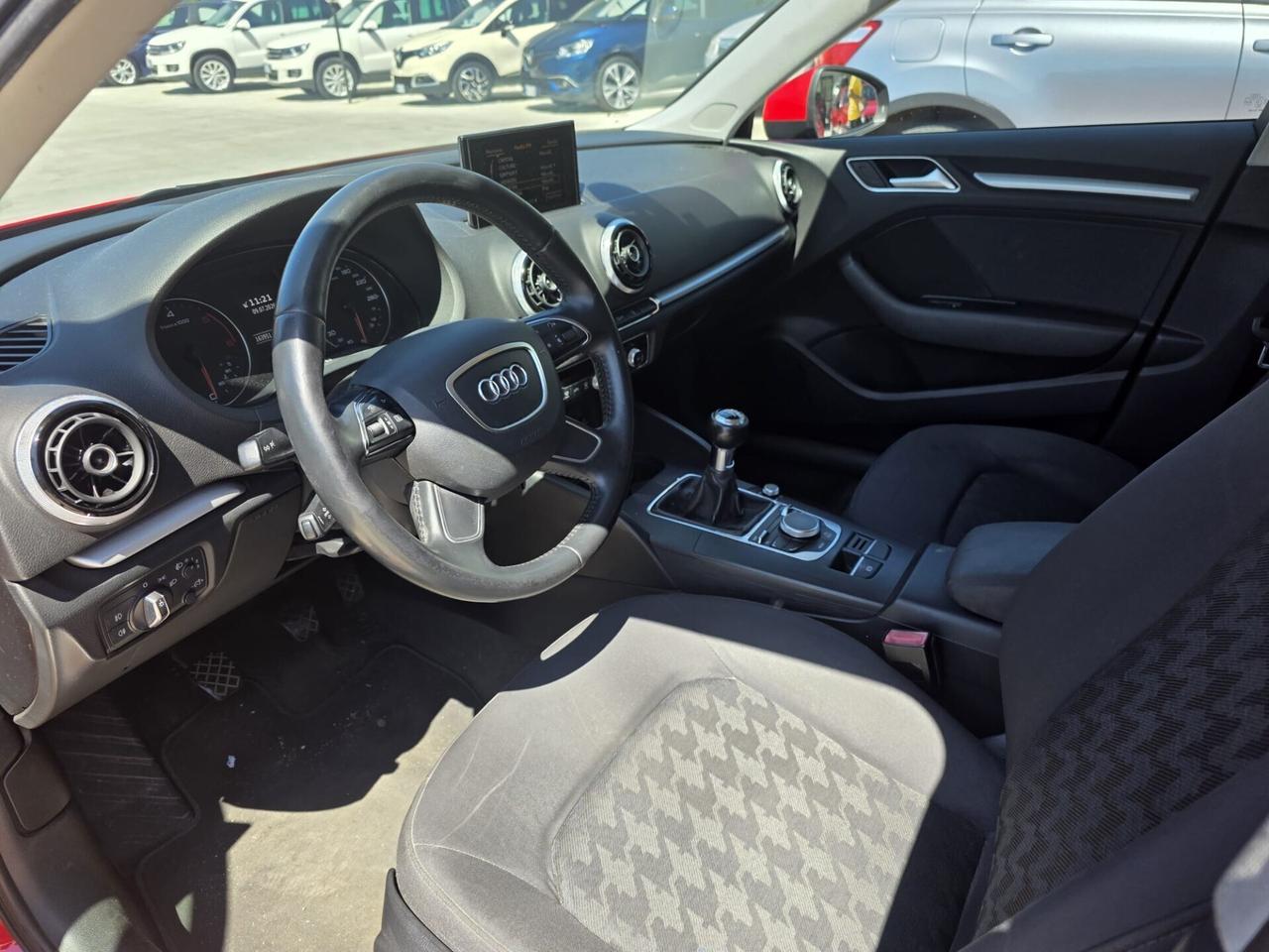 Audi A3 SPB 1.6 TDI ultra Attraction