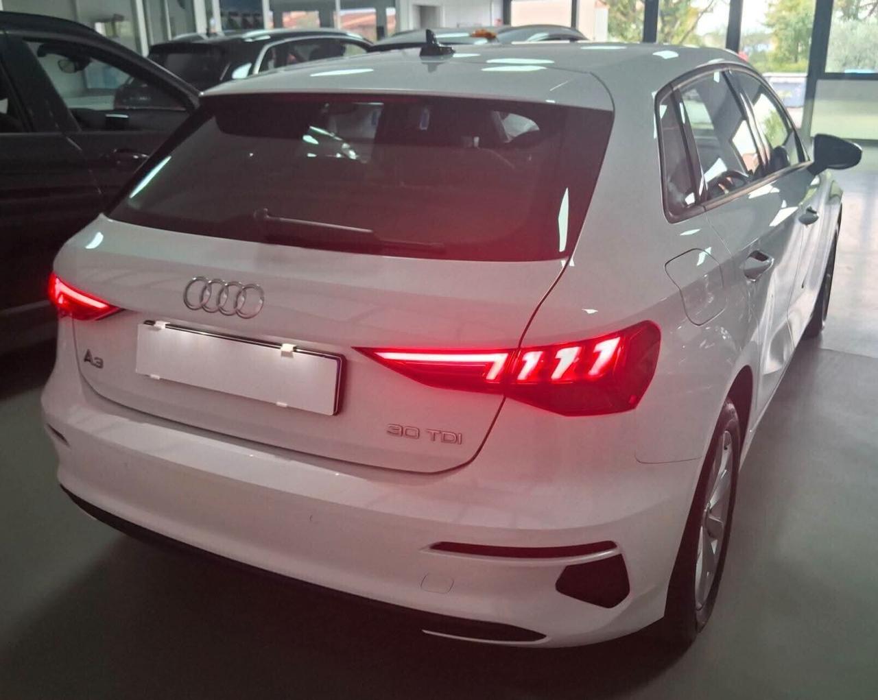 Audi A3 SPB 30 TDI automatica fari full led