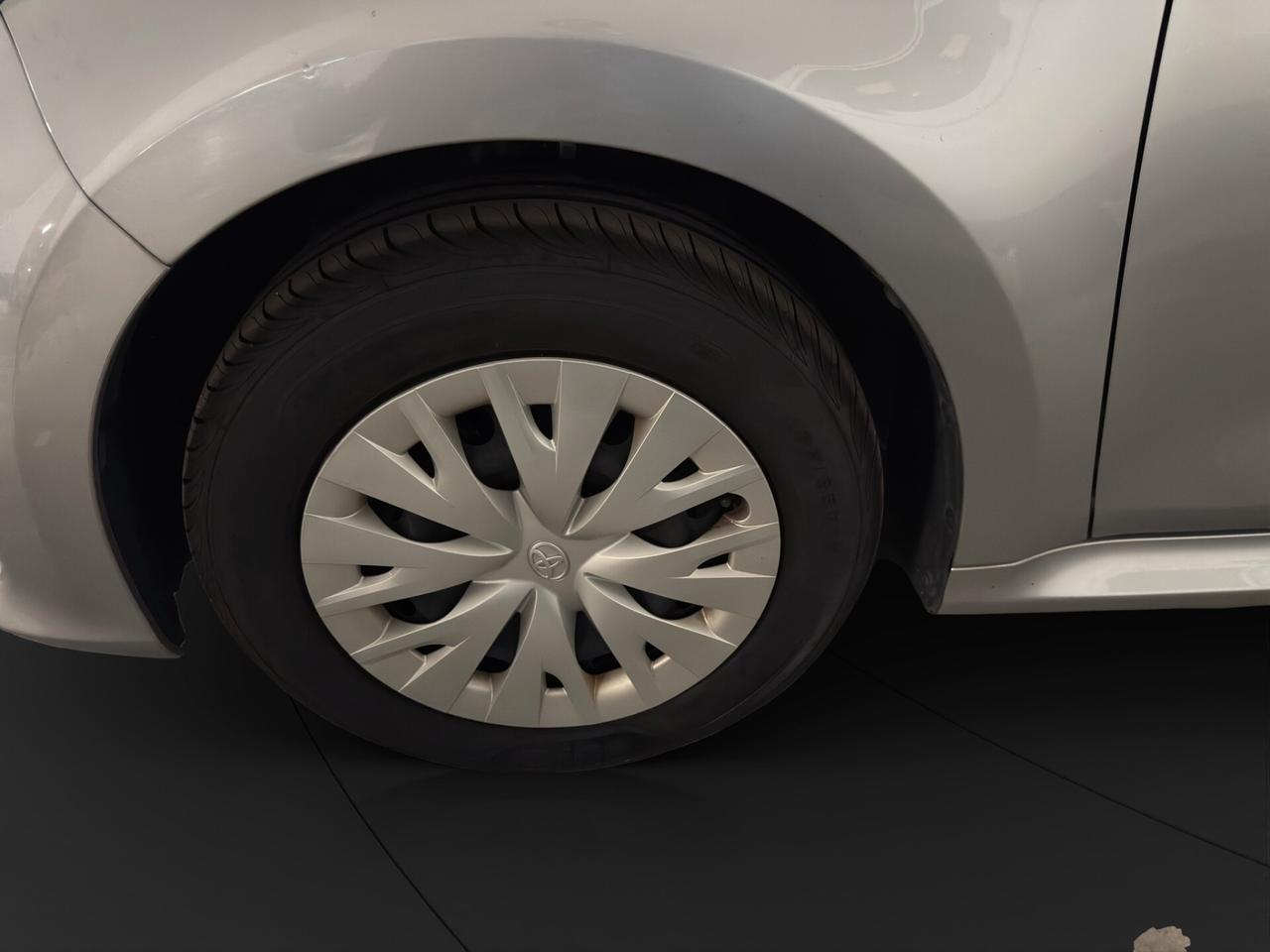 Toyota Yaris 1.5 Hybrid 5 porte Active