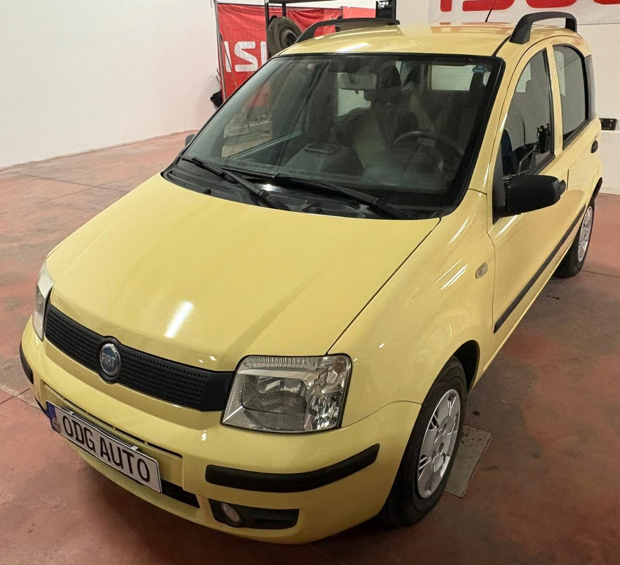 FIAT PANDA serie2 benz. 1100 CV 54 KW40 Km 111.117 Certificati PER NEOPATENTATI