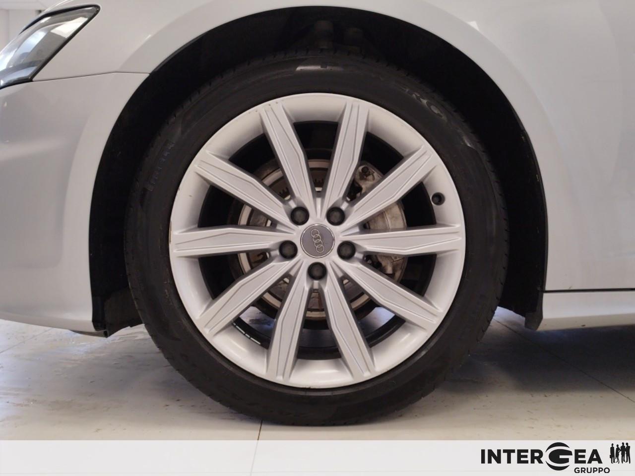 AUDI A6 Avant 40 2.0 tdi mhev Business Sport quattro s-tronic