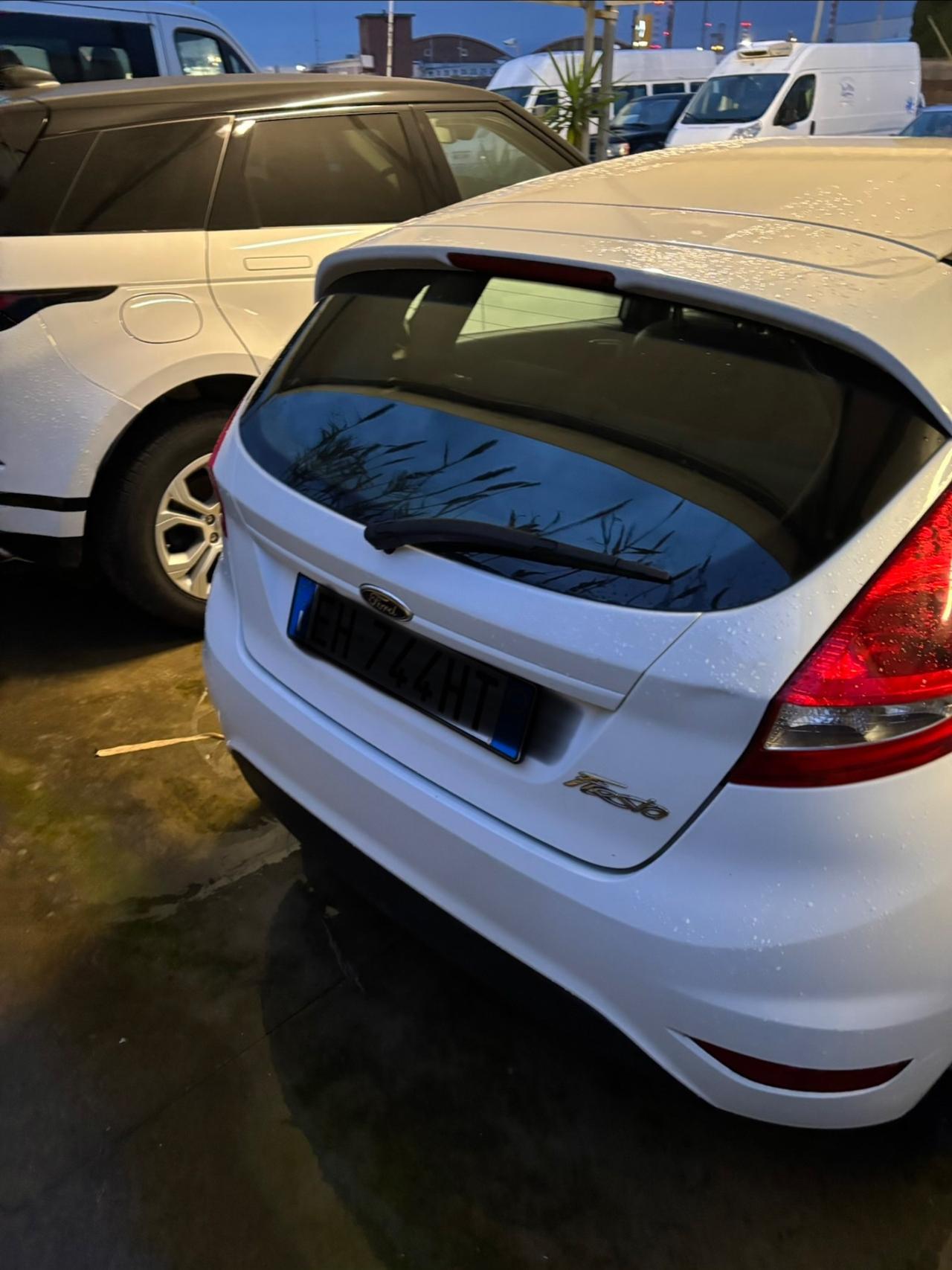 Ford Fiesta 1.4 TDCi 70CV 5 porte Titanium per neopatentati