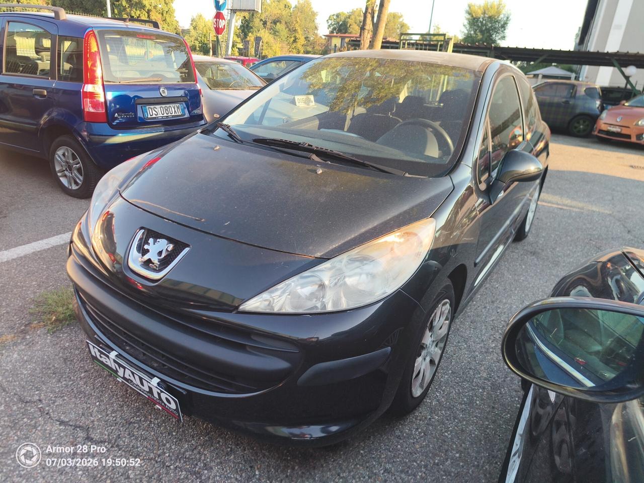 Peugeot 207 1.4 8V 75CV 3p. ONE Line
