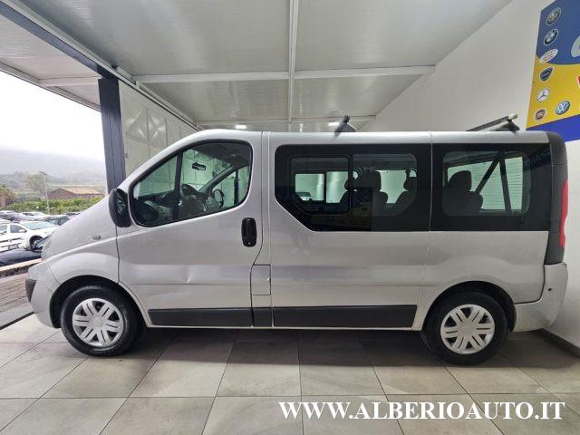 RENAULT Trafic T29 2.0 dCi/115 PC-TN Passenger Comfort Heavy 9 P