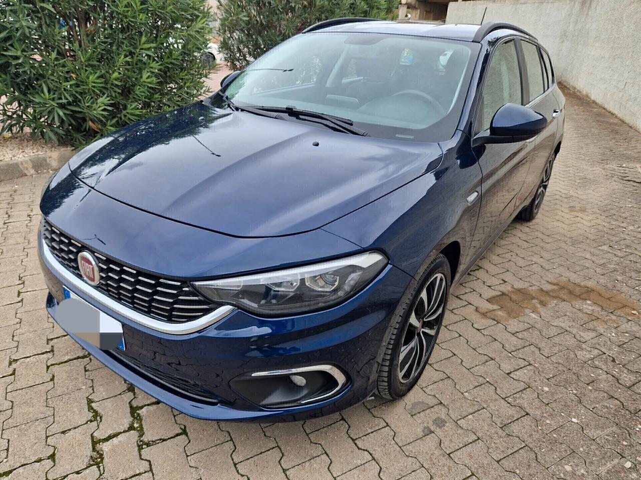 Fiat Tipo 1.3 MJT 95cv Lounge per Neopatentati