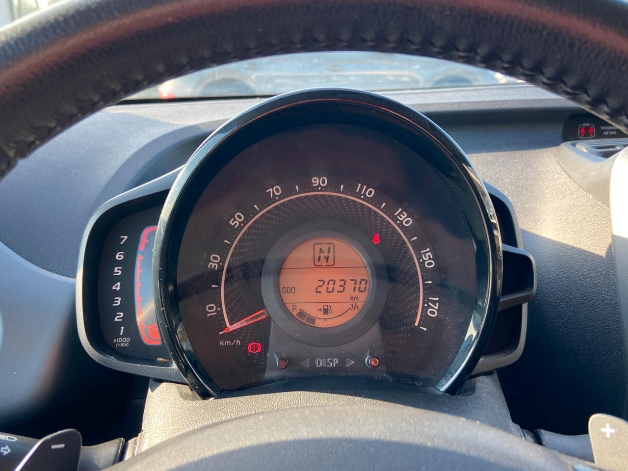 Toyota Aygo 1.0 x-business 72cv automatica