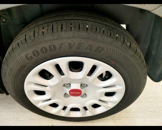 FIAT New Panda 1.0 hybrid s&s 70cv 5 posti