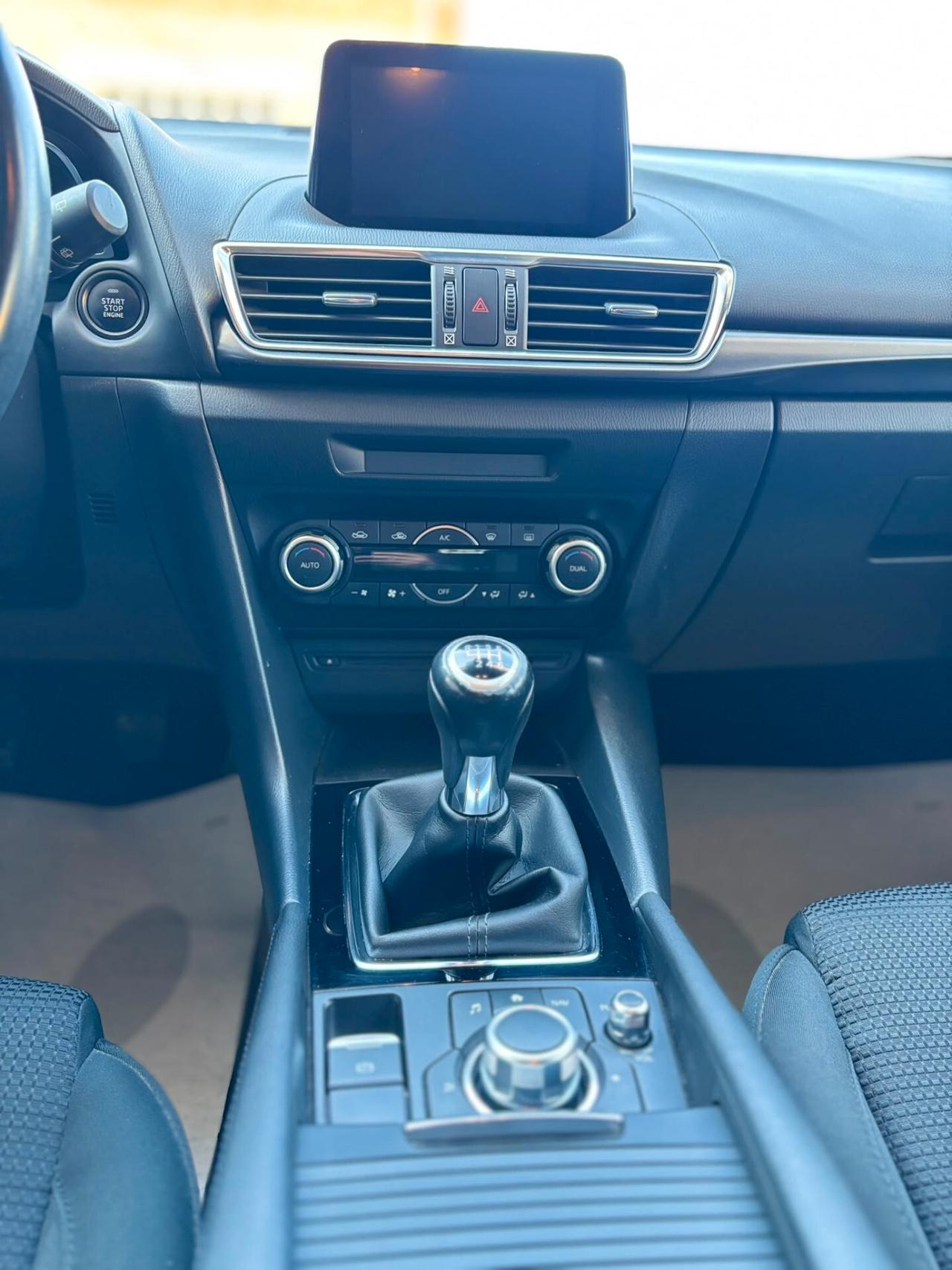 Mazda 3 Mazda3 2.2 Skyactiv