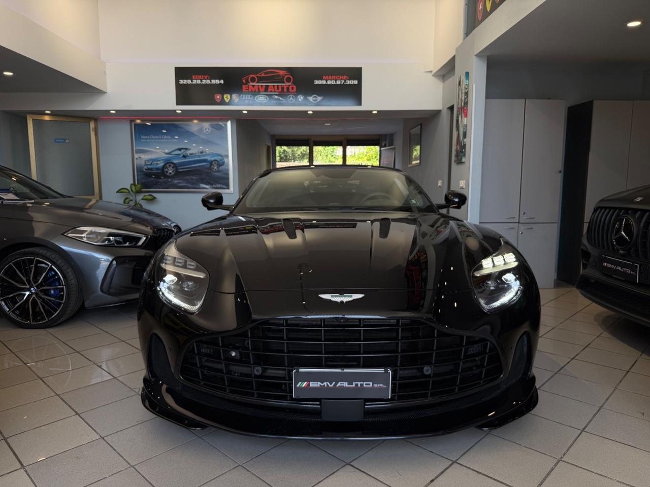 Aston Martin DB12 V8 Coupé