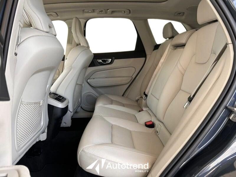 Volvo XC60 B4 197+14 CV AWD Mild Hybrid Diesel Automatico Ultimate Dark