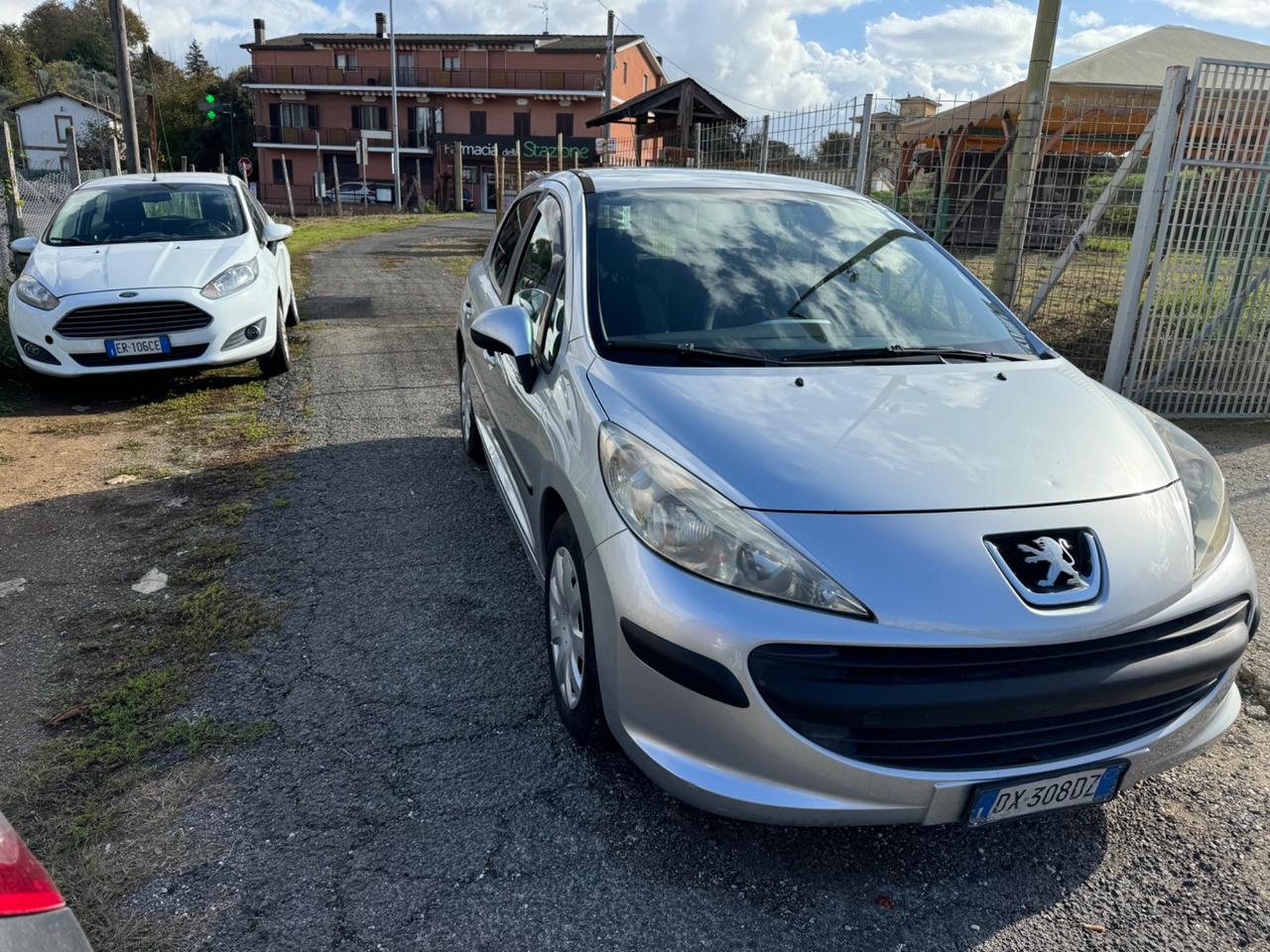 Peugeot 207 1.4 8V 75CV 5p. X Line ECO GPL OK Neopatentati