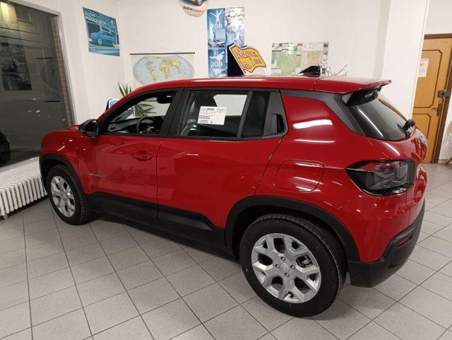 JEEP Avenger 1.2 Turbo 100 CV MHEV ALTITUDE CON RETROCAMERA