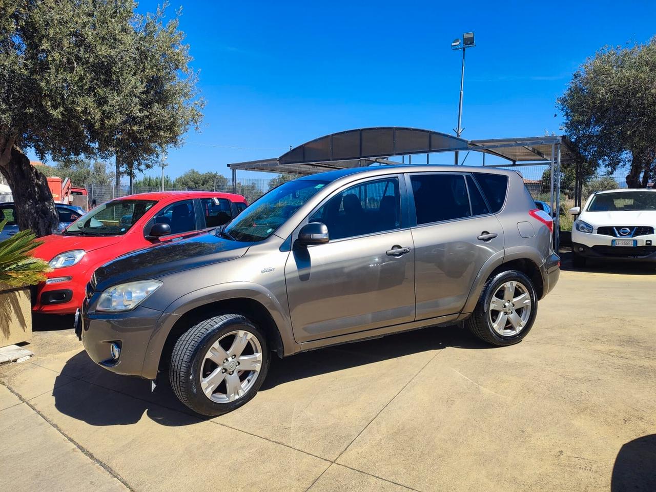 Toyota RAV 4 RAV4 2.2 D-4D 150 CV DPF Luxury