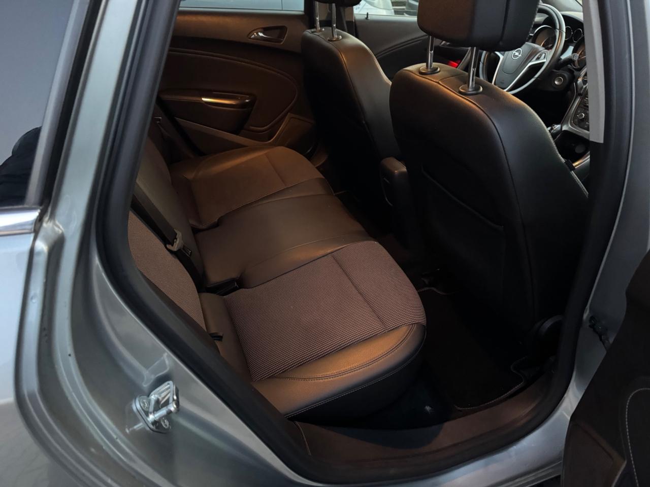 Opel Astra 1.7 CDTI 125CV Sports Tourer Cosmo