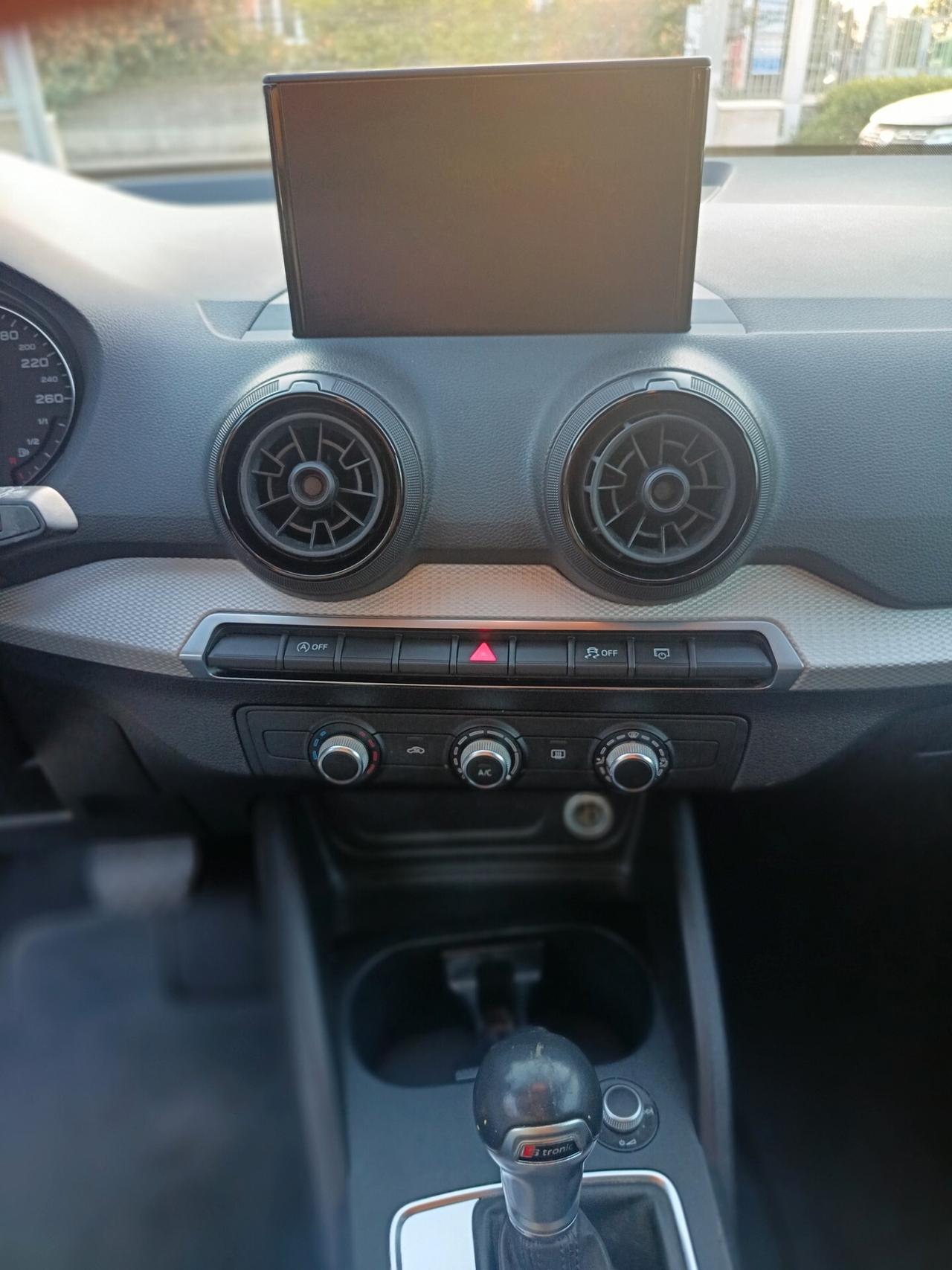 Audi Q2 1.6 TDI S tronic Business
